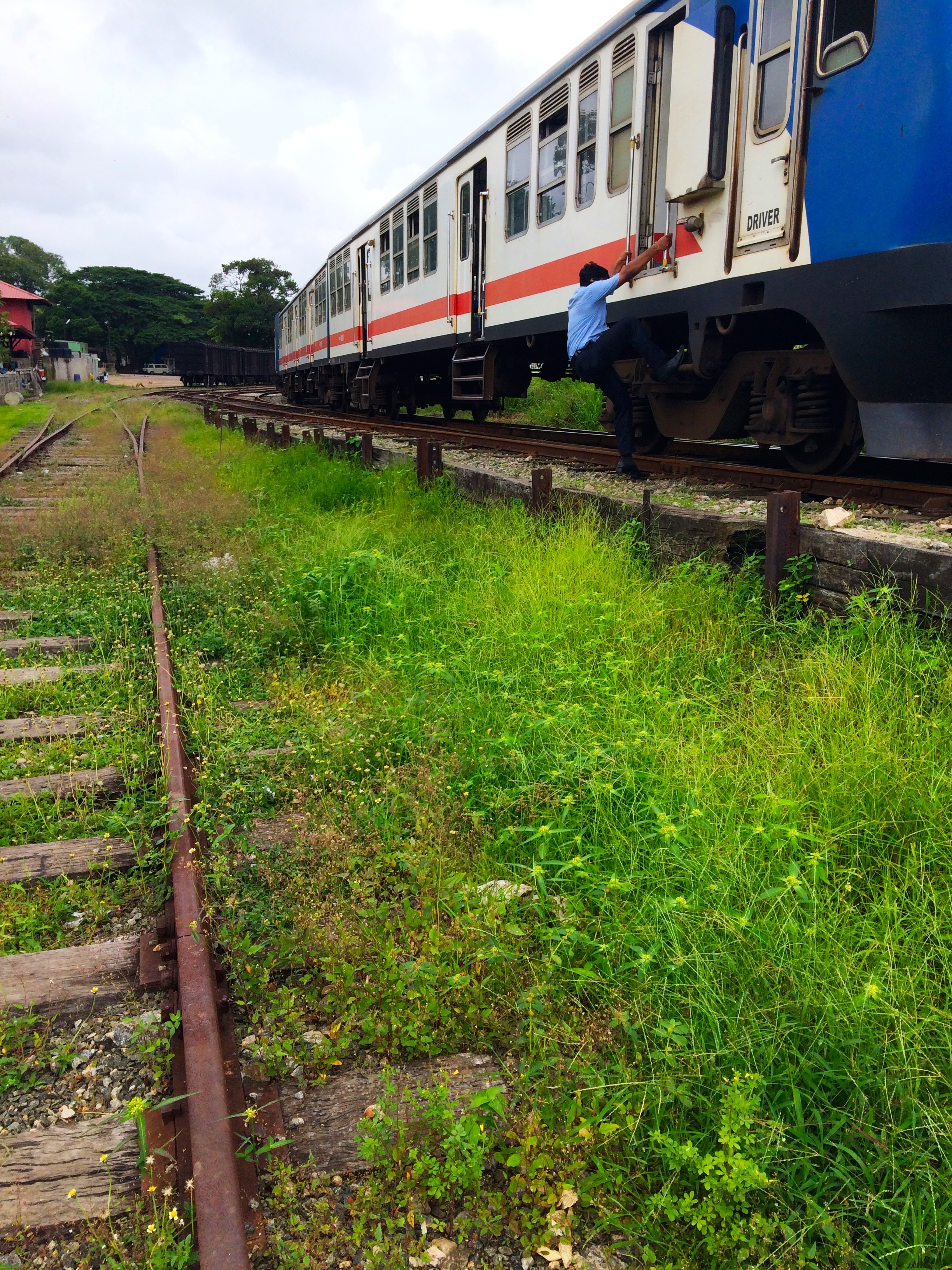 Train – Colombo